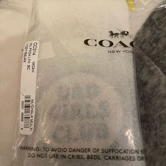 Coach x disney villians bad girls club leather glitter keychain charm - Picture 6 of 6